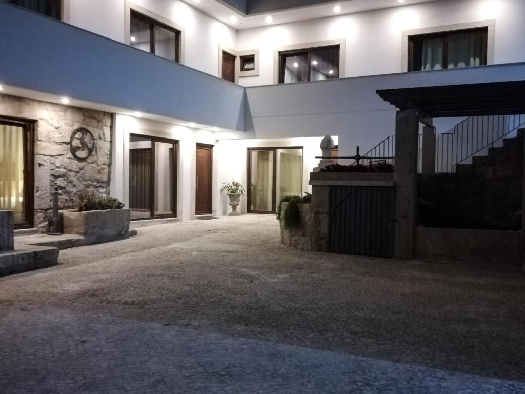 RURAL HOUSE Travessa da Ponte do Carro 39, 4460-089 Guifões