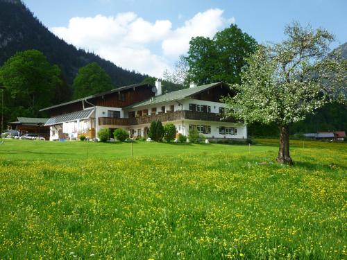 Schwarzenlehen