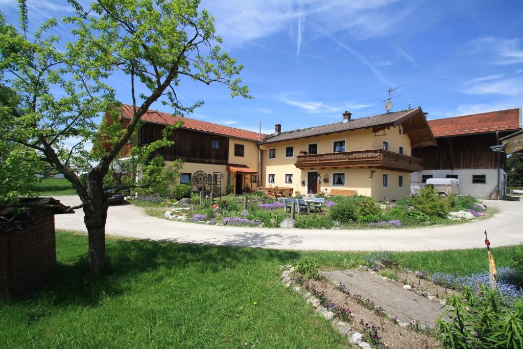 Séjour à la ferme Stefanutti Hof Hochfellnstraße 30 83355 Grabenstätt