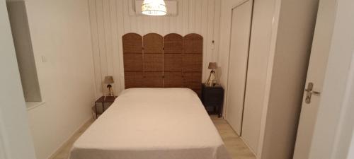 1 chambre - lit double - Avec salle de bain