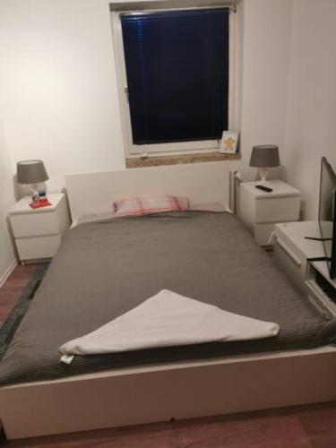 1 KLEINES ZIMMER MIT 1 BETT