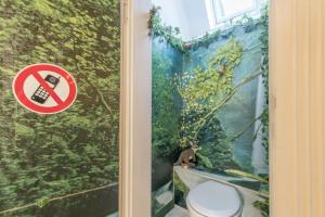 5837 Private Room