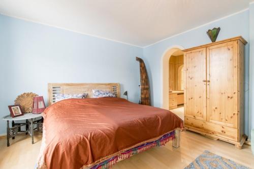 6284 Private Room