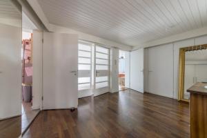 6284 Private Room