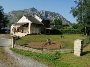 Séjour chez l'habitant A LA JOIE DE VIVRE Chez l'habitant Le Carol 09400 Banat Midi-Pyrénées