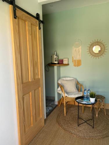 Adorable chambre d'hôte vue sur piscine