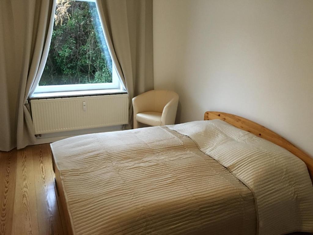 All you need - Room Stresemannstr. 216 2 OG, 22769 Hambourg