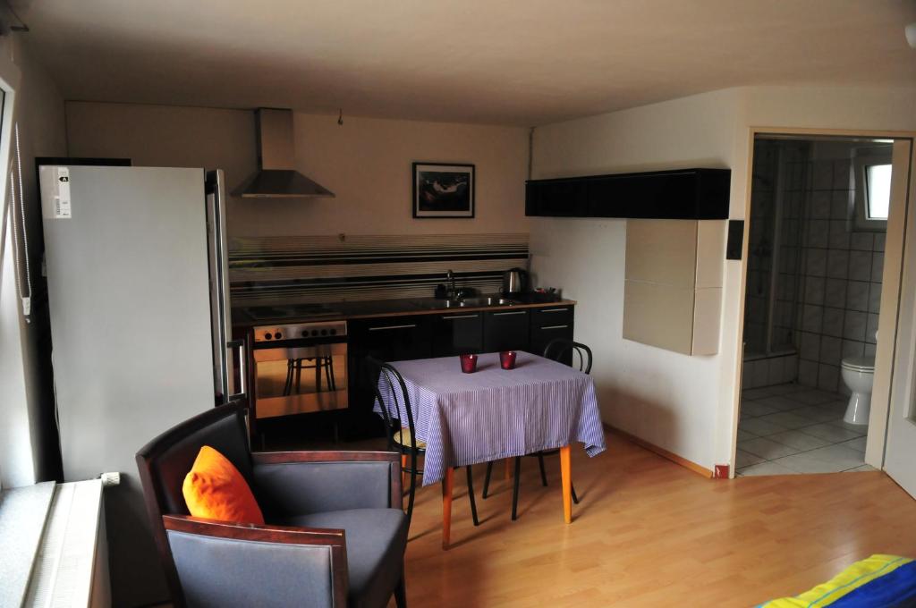 Séjour chez l'habitant Ambergauer Matratzenlager Marktstr. 11 Hinterhofgebaude, 1.Etage 31188 Holle