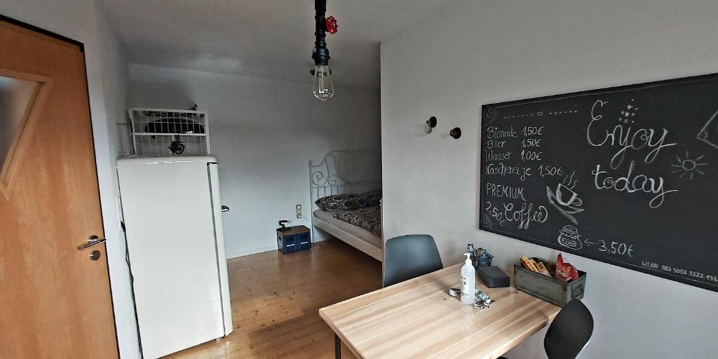 Apart of \ 37 Suhlesstraße, 97638 Mellrichstadt