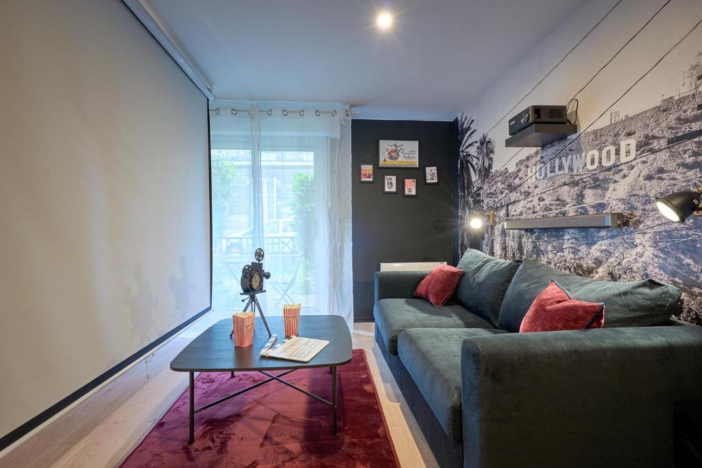 Appartement André Le Nôtre dans château XIX ème 76850 Bracquetuit
