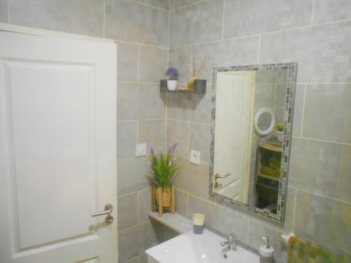Arade Rooms