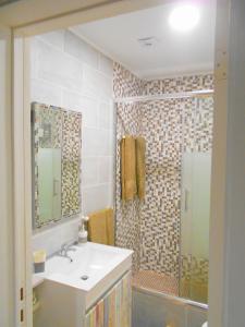 Arade Rooms