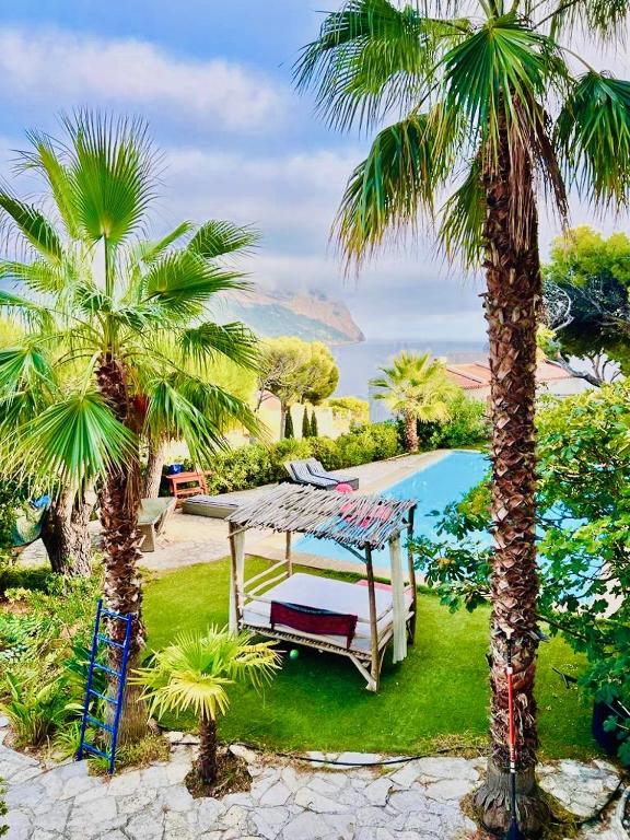 Séjour chez l'habitant Astoria Villa maison d hôtes Appartement vue mer avec piscine 15 Traverse du Soleil 13260 Cassis