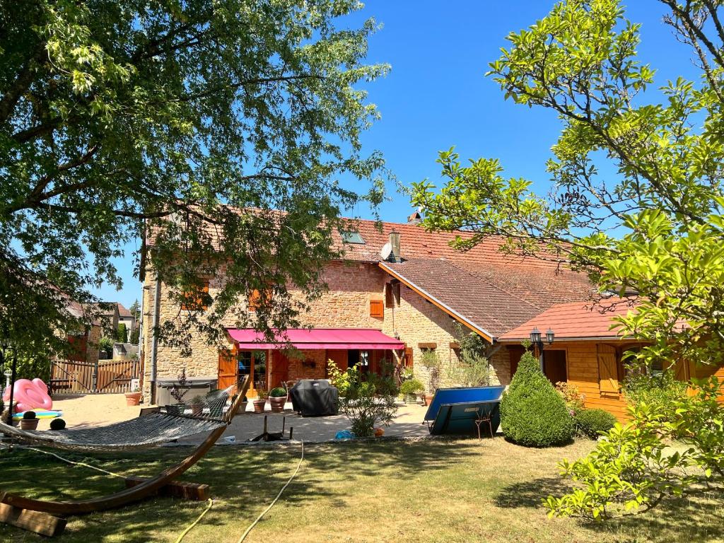 Séjour chez l'habitant Aux mille et une senteurs 15 Impasse des Liserons 38118 Marigneu