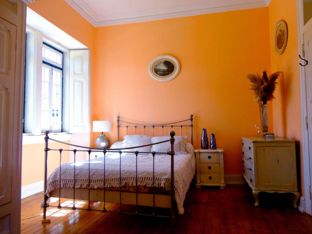 B&B Quarto Rosa Estilo Romântico 1 Rua do Sol, 2565-641 Ramalhal