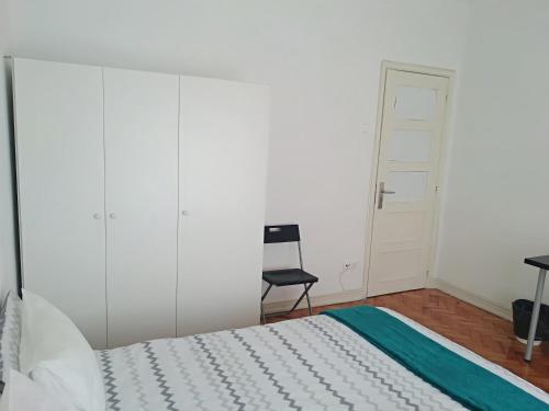 Belém Cozy Bedroom