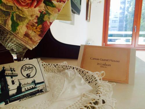 Canas Guest House in Lisbon (AL)