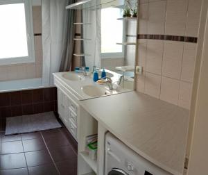 Chambre #1 dans appartement lumineux proche des Vosges