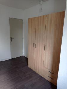 Séjour chez l'habitant Chambre 12m2,10min du centre et de la plage appartement F23 5 rue professeur Lépine 56100 Lorient Bretagne