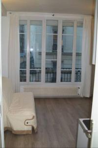 Chambre à 2 pas de MONTMARTRE