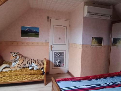 Chambre à l étage avec bureau