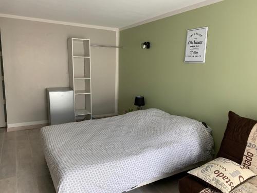Chambre aux portes du marais Poitevin