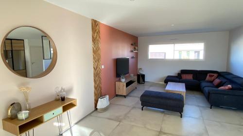 Chambre calme dans une maison neuve 10 min centre ville