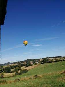 Séjour chez l'habitant Chambre campagne uxelloise Le Bourg 71130 Uxeau Bourgogne