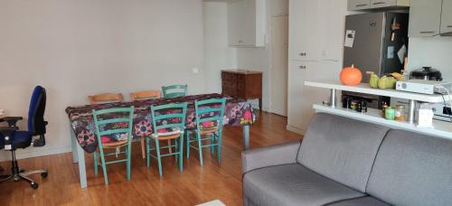 Chambre chez l'habitant a 5 minutes du métro