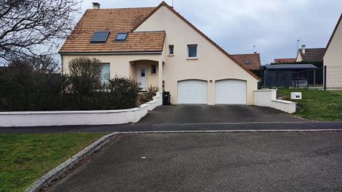 Chambre chez l'habitant au porte du Mans avec piscine