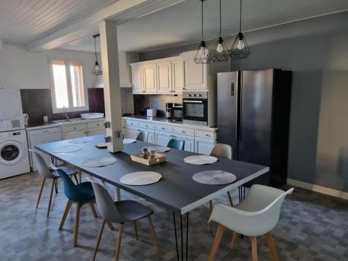 Chambre cocooning dans maison en colocation