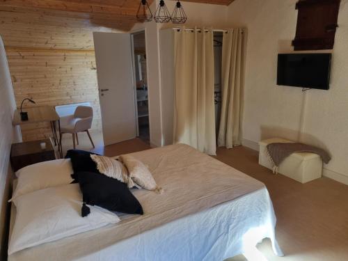 Chambre cocooning dans maison en colocation