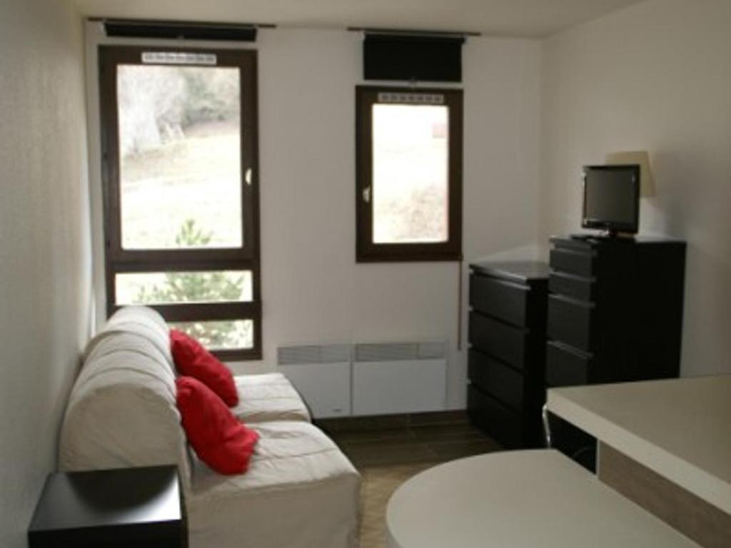 CHAMBRE CONFORTABLE,Près Gare,CLIM,PARKING,pt déjeuner