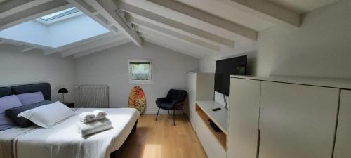 Chambre d'hôtes avec piscine au calme dans maison Basque