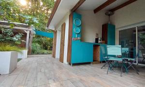 chambre d'hôtes RDC spa et petit-déjeuner en lisière de forêt