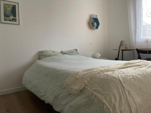Chambre dans maison au calme entre ville et Océan