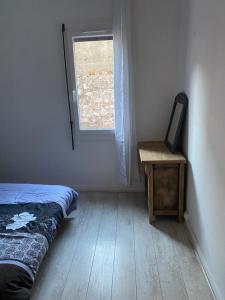 Chambre dans petite maison