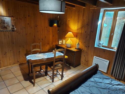 Chambre dans une ancienne longère petit déjeuner compris