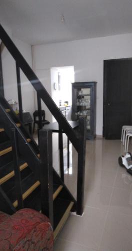 CHAMBRE DOUCHE LAVABO PRIVATIFS AVEC ESPACES COMMUNS