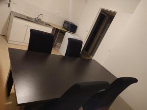 chambre et salon privé dans un superbe appartement 70 m carrés