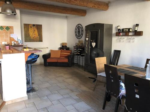 Chambre et sdb privées chez l'habitant