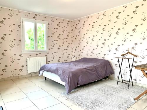 Chambre indépendante 25m2 avec piscine