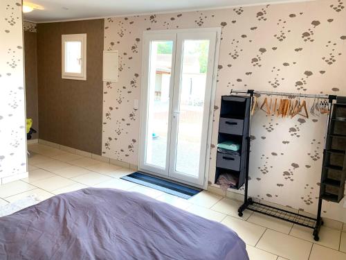 Chambre indépendante 25m2 avec piscine