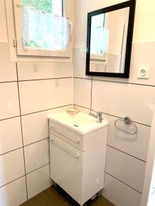 Chambre indépendante 25m2 avec piscine
