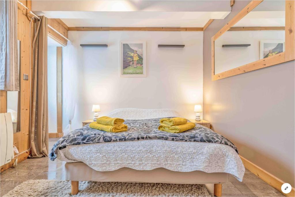 Séjour chez l'habitant CHAMBRE INDÉPENDANTE avec SALLE DE BAIN INDÉPENDANTE au RDC d un chalet de montagne 59 Impasse des Edelweiss 74170 Saint-Gervais-les-Bains