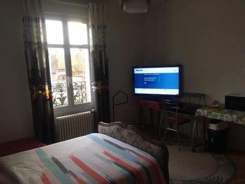 Chambre meublée
