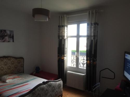 Chambre meublée