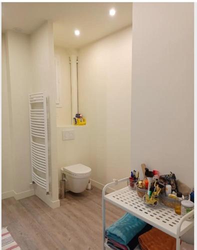 Séjour chez l'habitant Chambre Noisy-le-Sec 42 Rue de la Renaissance Française 93130 Noisy-le-Sec Île-de-France