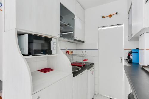 ++++ chambre privée chez l habitant arc de triomphe / private room arc de triomphe ++++