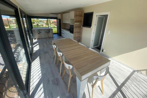 Chambre privée chez l habitant avec piscine de 1 à 3 chambres